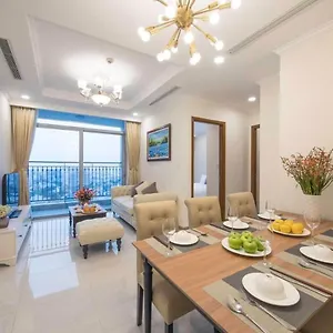 Aparthotel Vinhomes Landmark 81 - Luxstay Condotel, Ho Chi Minh City